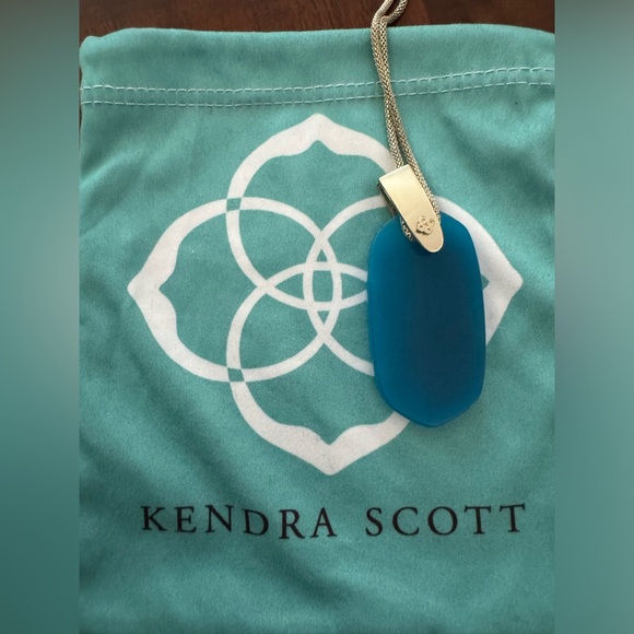 EUC - Kendra Scott Gold Inez Blue Agate Pendant Necklace - Picture 5 of 8